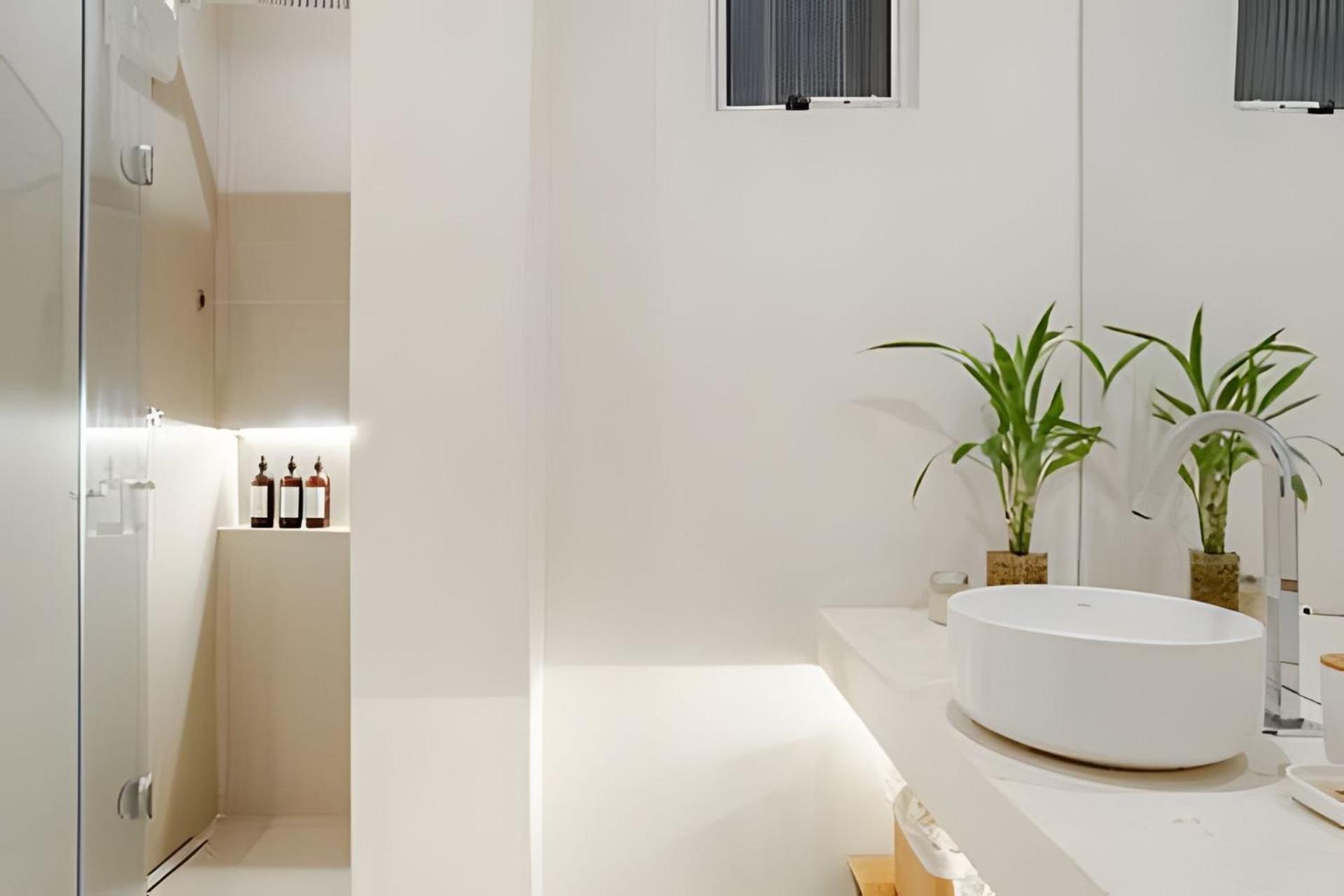 Apartment Between Copacabana & Ipanema