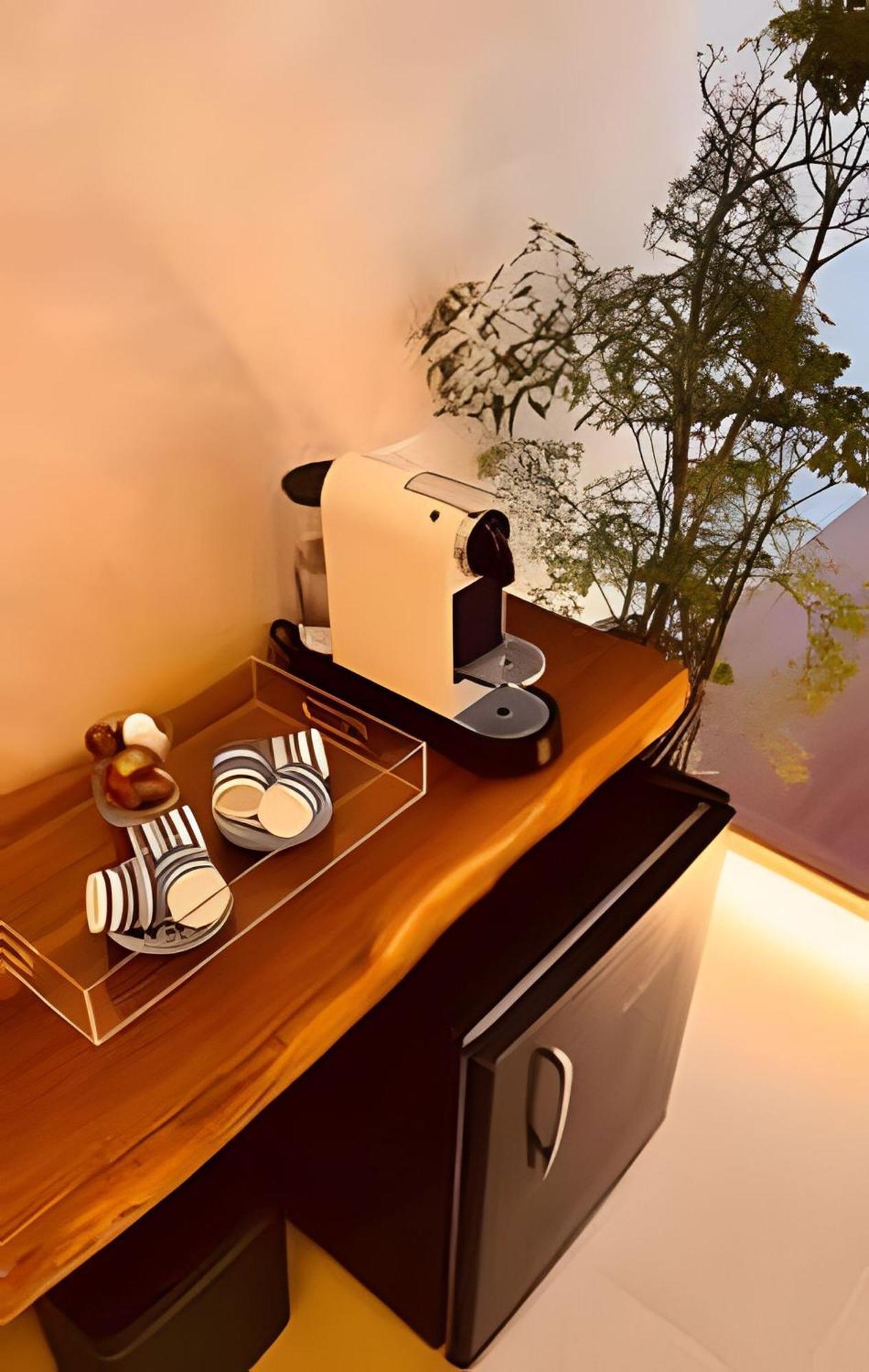 Apartment Between Copacabana & Ipanema *